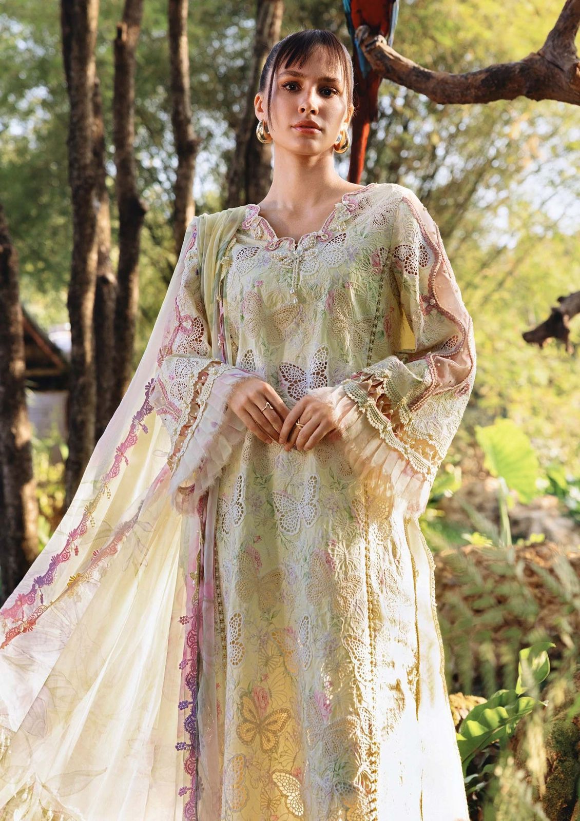 3pc Summar Lawn Suit  [CHIFFON DUPATTA PRINTED ]