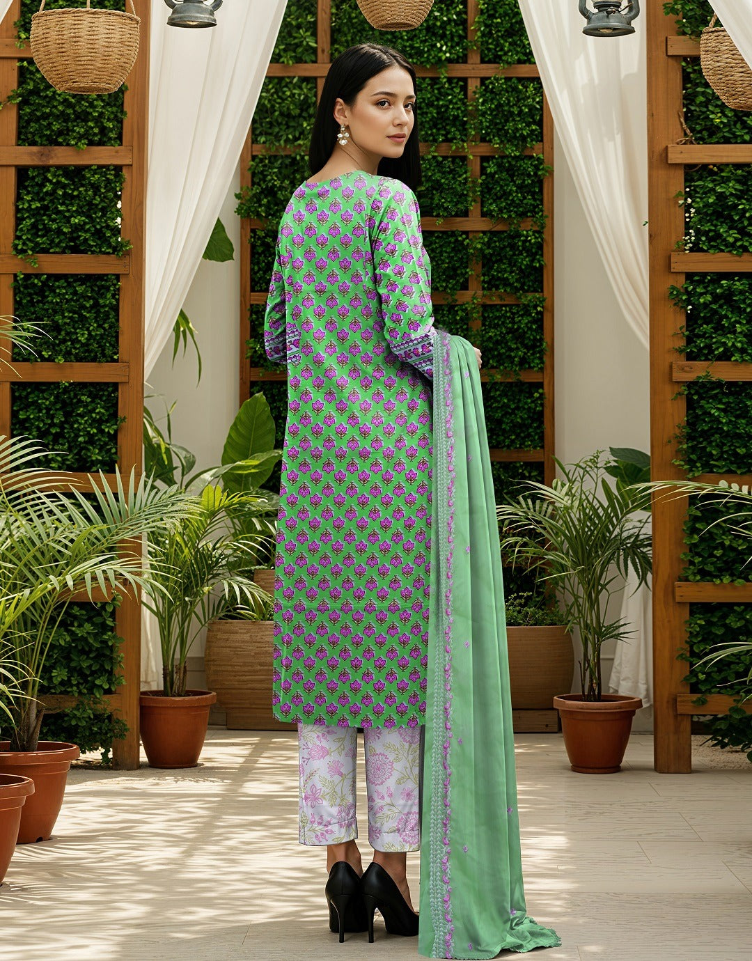 3pc Summar Lawn Suit (Embroidery dupatta Bembar)